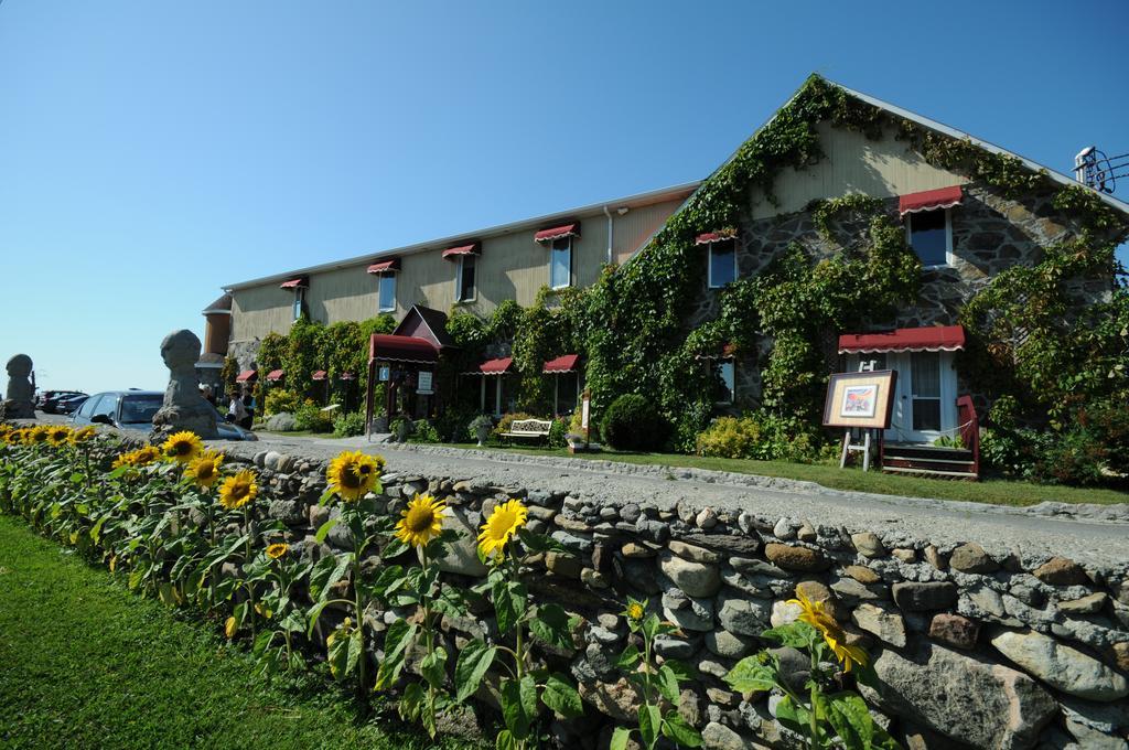 Auberge Marcel Gagnon Sainte-Flavie Esterno foto